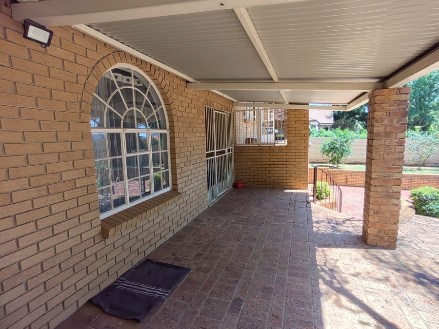 4 Bedroom Property for Sale in Parys Free State